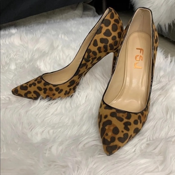 FSJ leopard print heels 9/10 - Picture 1 of 3